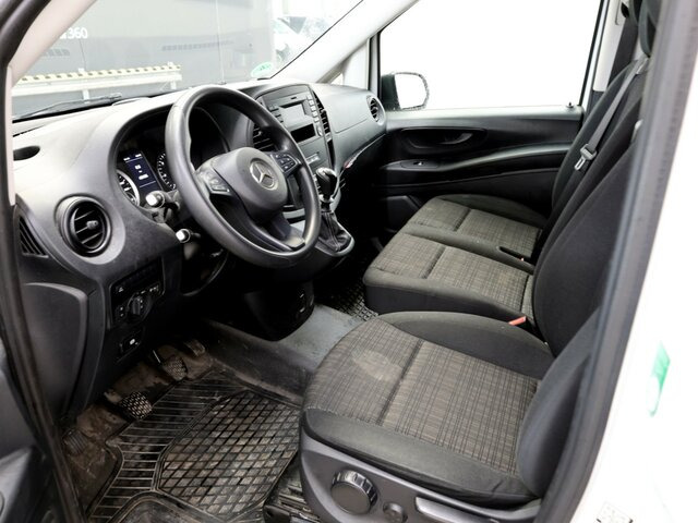 MERCEDES-BENZ Vito114CDI KA lang ,Klima,Sortimo Regalsystem... - Small van: picture 2 MERCEDES-BENZ Vito114CDI KA lang ,Klima,Sortimo Regalsystem... - Small van: picture 2