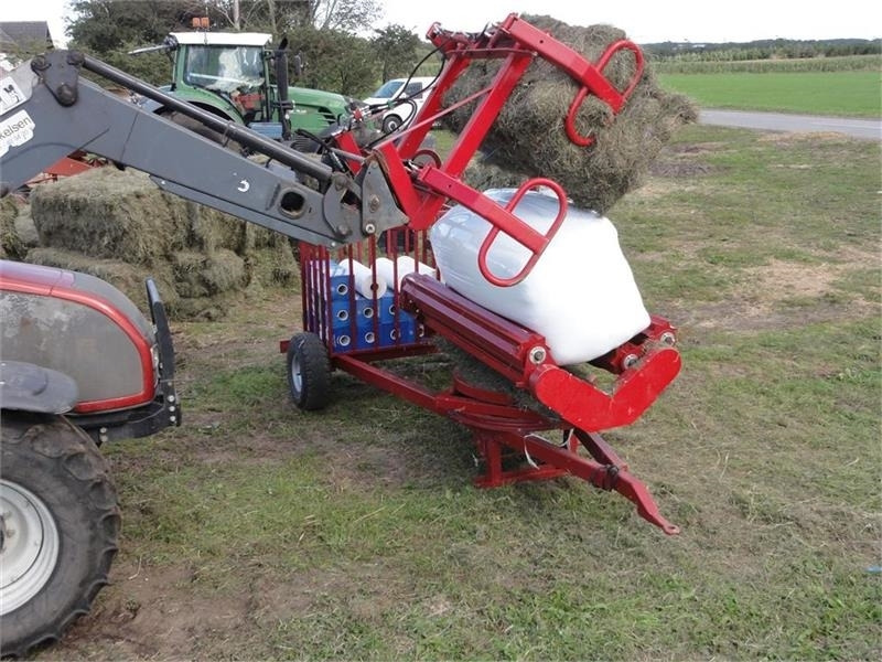 Pomi Wrap 200 - Bale wrapper: picture 3 Pomi Wrap 200 - Bale wrapper: picture 3