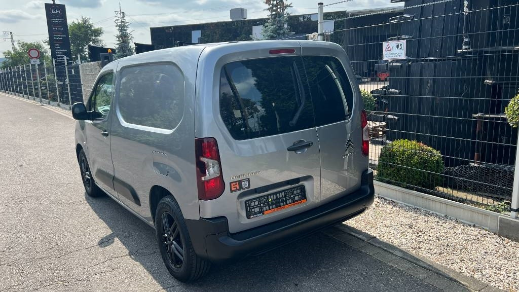 Citroën Berlingo 1.5 Blue HDI, Kasten, 8 Reifen, Klima - Box van: picture 4 Citroën Berlingo 1.5 Blue HDI, Kasten, 8 Reifen, Klima - Box van: picture 4