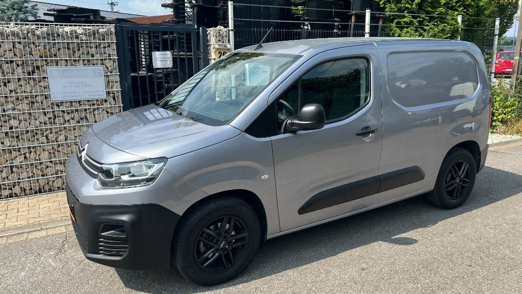 Citroën Berlingo 1.5 Blue HDI, Kasten, 8 Reifen, Klima - Box van: picture 2 Citroën Berlingo 1.5 Blue HDI, Kasten, 8 Reifen, Klima - Box van: picture 2