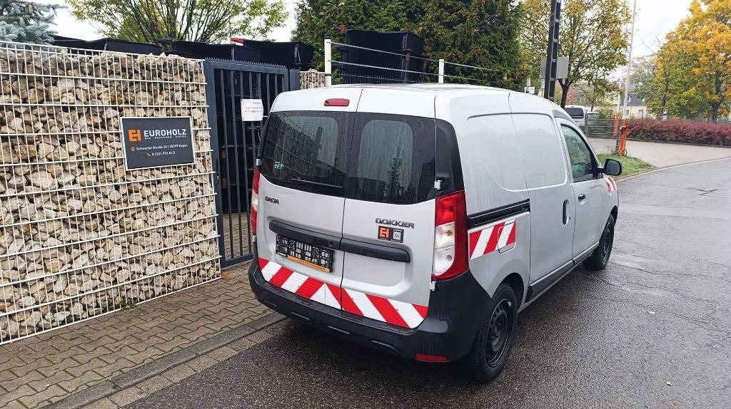 Dacia Dokker Transporter, Kastenwagen mit Schubladen - Small van: picture 3 Dacia Dokker Transporter, Kastenwagen mit Schubladen - Small van: picture 3