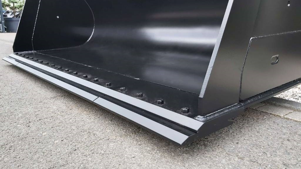 EH Frontschaufel passend Volvo L120 mit Messer - Loader bucket: picture 4 EH Frontschaufel passend Volvo L120 mit Messer - Loader bucket: picture 4