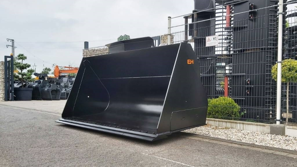 EH Frontschaufel passend Volvo L120 mit Messer - Loader bucket: picture 3 EH Frontschaufel passend Volvo L120 mit Messer - Loader bucket: picture 3