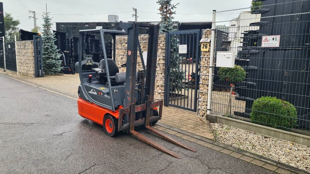 Linde E 14-02, Tripplex bis 4,5 m, Hubkraft 1.400 kg - Electric forklift: picture 5 Linde E 14-02, Tripplex bis 4,5 m, Hubkraft 1.400 kg - Electric forklift: picture 5