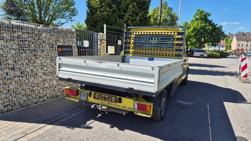 Opel Movano 2.5 Tdi DoKa 7-Sitzer Pritsche Kasten AHK - Small van: picture 5 Opel Movano 2.5 Tdi DoKa 7-Sitzer Pritsche Kasten AHK - Small van: picture 5