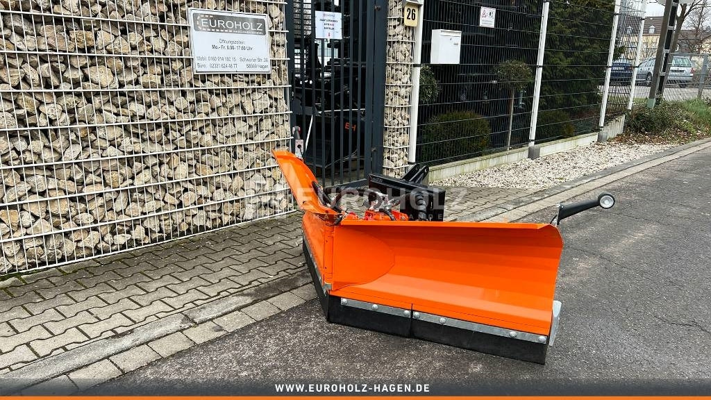 Schneepflug Vario 4-Wege PUV-2000M Dreipunktaufnah - Snow plough for Agricultural machinery: picture 1 Schneepflug Vario 4-Wege PUV-2000M Dreipunktaufnah - Snow plough for Agricultural machinery: picture 1