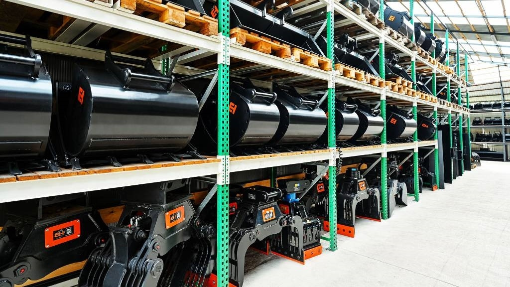 New Snow plough for Agricultural machinery Schneeschild PU 1400 Radlader Dreipunktaufnahme: picture 11 New Snow plough for Agricultural machinery Schneeschild PU 1400 Radlader Dreipunktaufnahme: picture 11