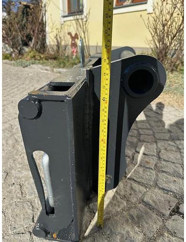 Big Manitou Adapter mit Euro Aufnahme - Attachment: picture 5 Big Manitou Adapter mit Euro Aufnahme - Attachment: picture 5