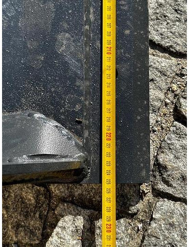 Big Volumenschaufel 220 cm mit Merlo ZM2 Aufnahme - Bucket: picture 3 Big Volumenschaufel 220 cm mit Merlo ZM2 Aufnahme - Bucket: picture 3