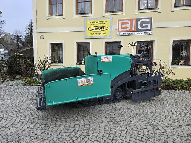 Vögele Super 800 Asphaltfertiger - Asphalt machine: picture 2 Vögele Super 800 Asphaltfertiger - Asphalt machine: picture 2