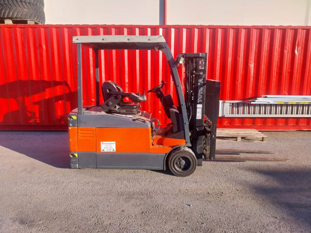 Toyota 7FBEF 20 - Electric forklift: picture 3 Toyota 7FBEF 20 - Electric forklift: picture 3