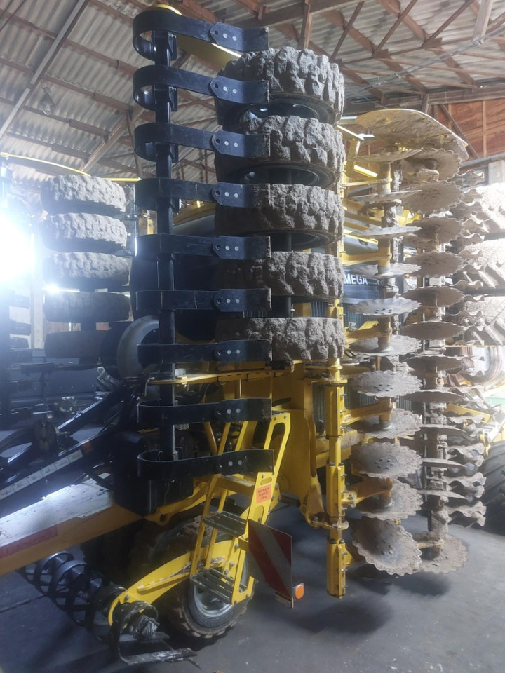 Bednar Omega 00 6000L nur 150 Hektar - Seed drill: picture 2 Bednar Omega 00 6000L nur 150 Hektar - Seed drill: picture 2