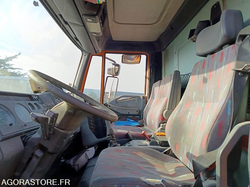 Panel van 2429-XW-17 Iveco ML 120E: picture 6