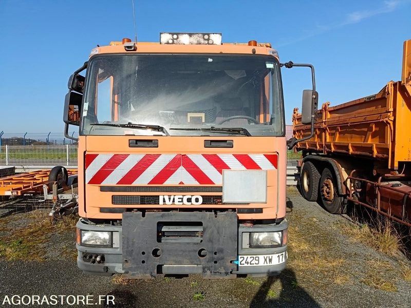2429-XW-17 Iveco ML 120E - Panel van: picture 1 2429-XW-17 Iveco ML 120E - Panel van: picture 1