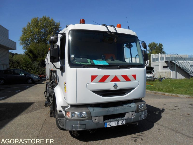 BALAYEUSE RENAULT PL - Road sweeper: picture 1 BALAYEUSE RENAULT PL - Road sweeper: picture 1