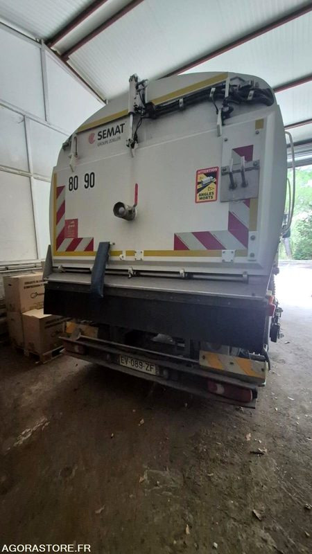 BALAYEUSE SEMAT ET CHASSIS RENAULT 2018 - 64104 - Road sweeper: picture 3 BALAYEUSE SEMAT ET CHASSIS RENAULT 2018 - 64104 - Road sweeper: picture 3