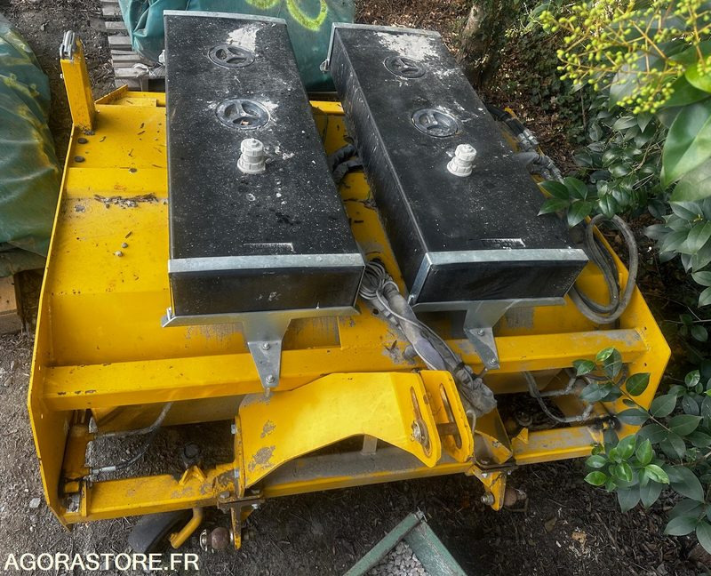 Balai pour relevage avant ou arrière Rabaud Turbonet 1500 - Road sweeper: picture 4 Balai pour relevage avant ou arrière Rabaud Turbonet 1500 - Road sweeper: picture 4