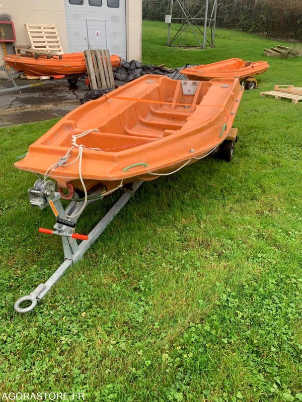 Bateau + remorque - Boat trailer: picture 1 Bateau + remorque - Boat trailer: picture 1