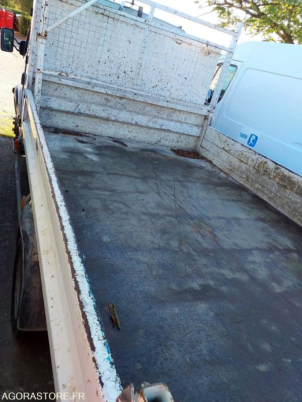 Benne RENAULT MASCOTT 2005 - 236016km - GS946JS - Tipper van: picture 2 Benne RENAULT MASCOTT 2005 - 236016km - GS946JS - Tipper van: picture 2