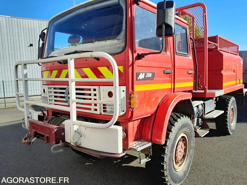 CAMION CITERNE FEU DE FORET - 38543kms - Fire truck: picture 1 CAMION CITERNE FEU DE FORET - 38543kms - Fire truck: picture 1
