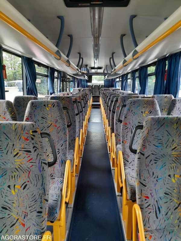 CAR-IRISBUS-RECREO-2008-491 881 KM-FB531HP-(10359) - School bus: picture 4 CAR-IRISBUS-RECREO-2008-491 881 KM-FB531HP-(10359) - School bus: picture 4