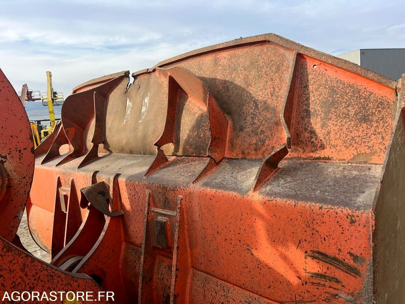 Loader CHARGEUSE 23T HITACHI ZW310 - ANNEE 2006 - 9925 HEURES: picture 6