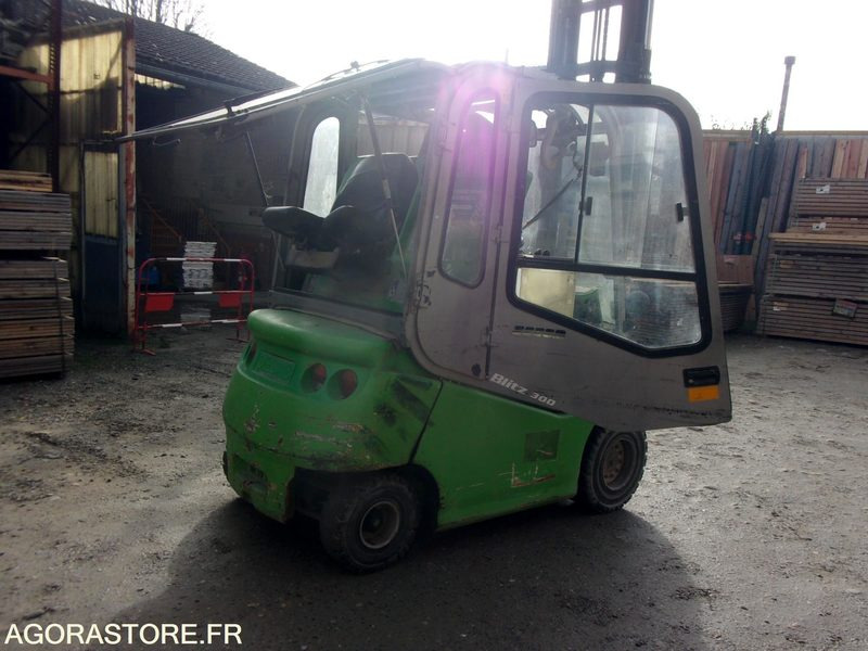 Electric forklift CHARIOT ÉLÉVATEUR 3 TONNES POSITIONNEUR DE FOURCHES  ELECTRIQUE CESAB: picture 18