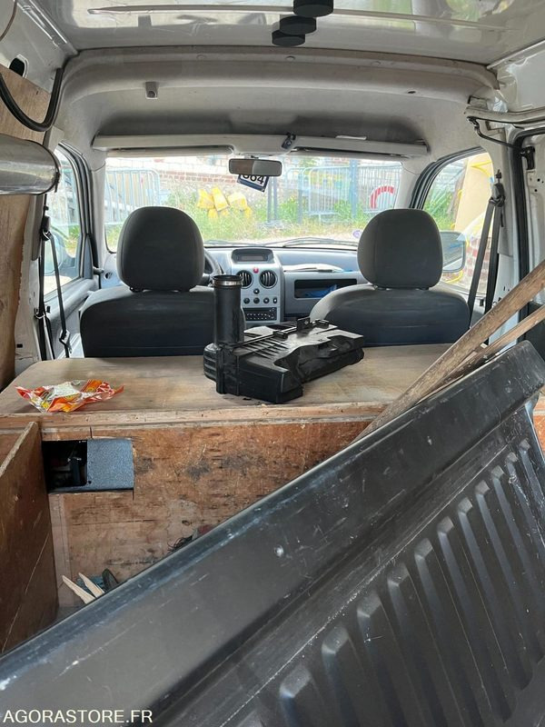CITROEN BERLINGO 177285 kms 2009 - Small van: picture 3 CITROEN BERLINGO 177285 kms 2009 - Small van: picture 3