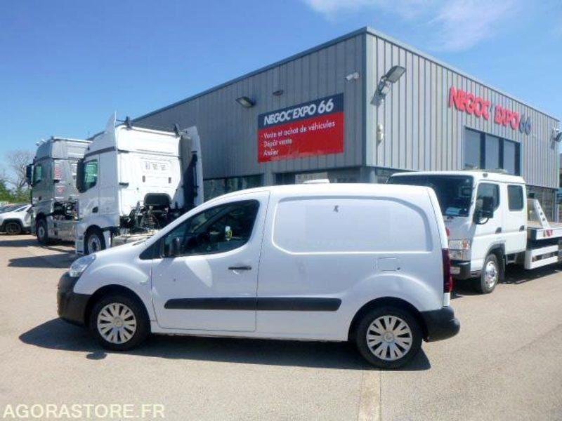 CITROEN BERLINGO UTILITAIRE BOITE AUTO - Small van: picture 3 CITROEN BERLINGO UTILITAIRE BOITE AUTO - Small van: picture 3