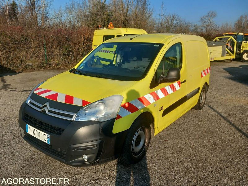CITROËN BERLINGO VU BLUE HDI100 ETG6 (FC0115) - Small van: picture 2 CITROËN BERLINGO VU BLUE HDI100 ETG6 (FC0115) - Small van: picture 2
