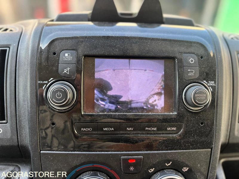 CITROEN JUMPER II (2) II 33 L2H2 BLUEHDI 140 S&S BVM6 DRIVER - 148592km - 2019 - Panel van: picture 5 CITROEN JUMPER II (2) II 33 L2H2 BLUEHDI 140 S&S BVM6 DRIVER - 148592km - 2019 - Panel van: picture 5