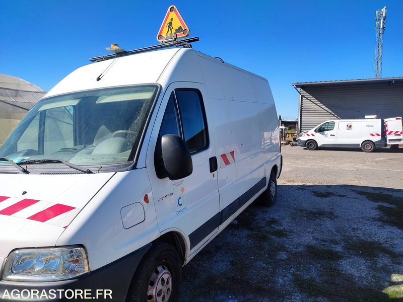 CITROEN JUMPER L2H2 ANNEE 2005 154881 kms - Panel van: picture 2 CITROEN JUMPER L2H2 ANNEE 2005 154881 kms - Panel van: picture 2