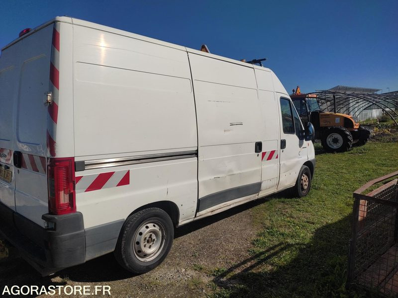 CITROEN JUMPER L2H2 ANNEE 2005 154881 kms - Panel van: picture 3 CITROEN JUMPER L2H2 ANNEE 2005 154881 kms - Panel van: picture 3