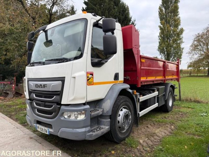 Camion Benne DAF LF320 - 2019 - 62 460 km - Tipper: picture 1 Camion Benne DAF LF320 - 2019 - 62 460 km - Tipper: picture 1