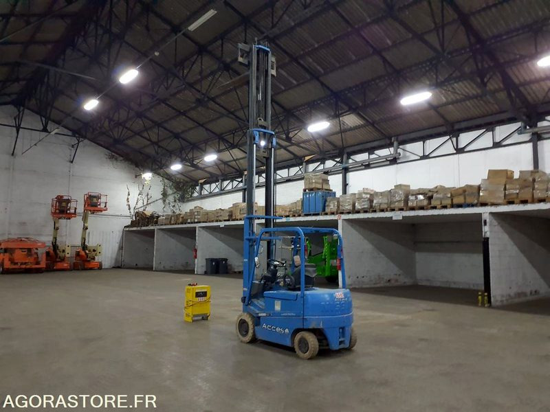 Chariot élévateur ELEC 2.5T Triplex 5,5M NISSAN QO2L25 - Electric forklift: picture 1 Chariot élévateur ELEC 2.5T Triplex 5,5M NISSAN QO2L25 - Electric forklift: picture 1