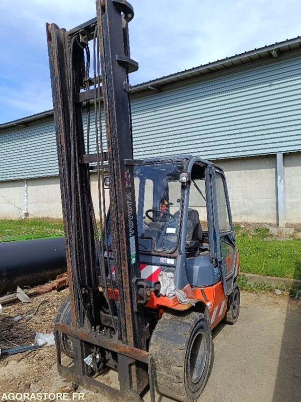 Chariot elevateur TOYOTA pour pièces - Diesel forklift: picture 2 Chariot elevateur TOYOTA pour pièces - Diesel forklift: picture 2