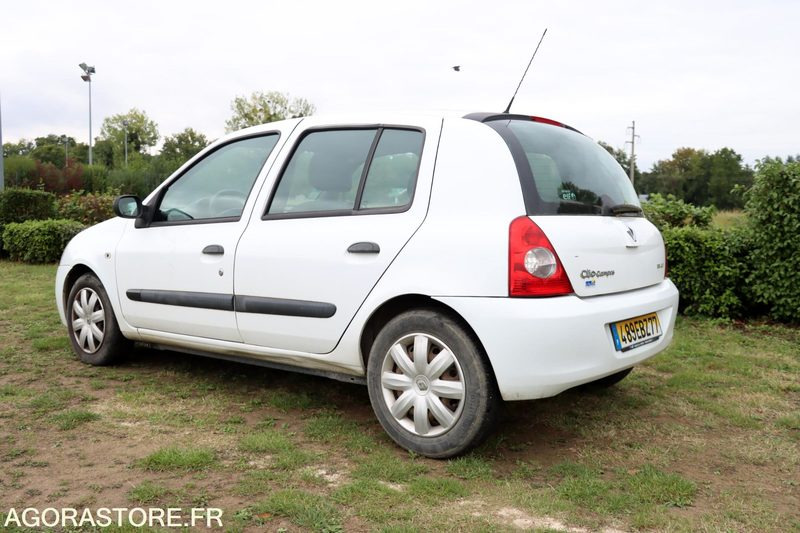 Clio 2 diesel - Car: picture 4 Clio 2 diesel - Car: picture 4