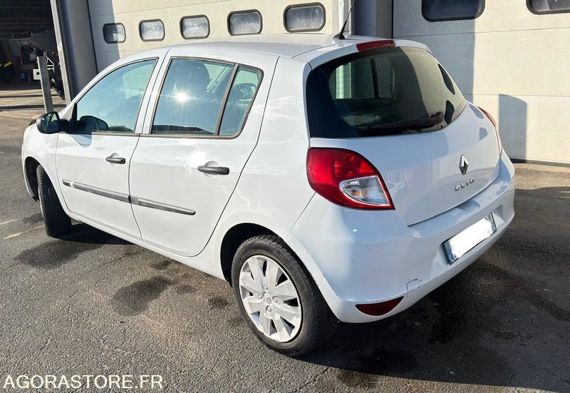 Clio III - Car: picture 2 Clio III - Car: picture 2