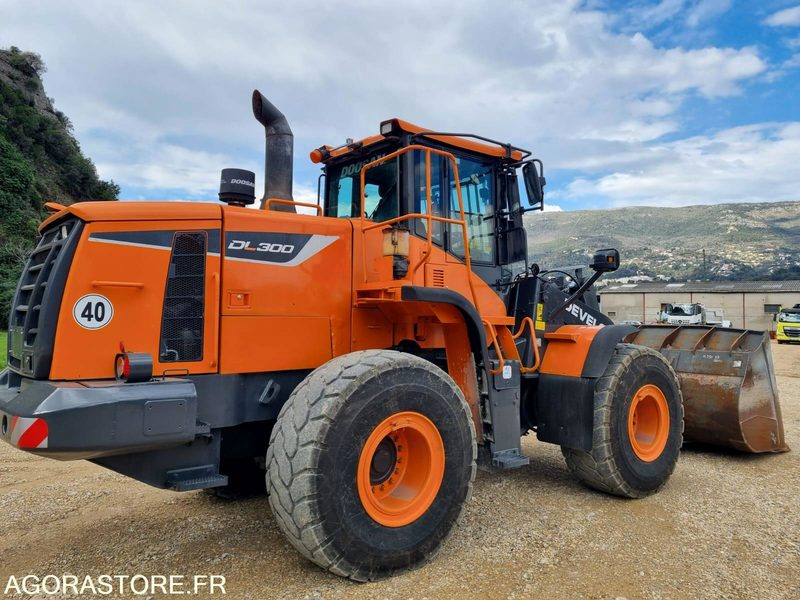DOOSAN DL300 - 2020 - 5290 heures - BON ETAT - Loader: picture 2 DOOSAN DL300 - 2020 - 5290 heures - BON ETAT - Loader: picture 2