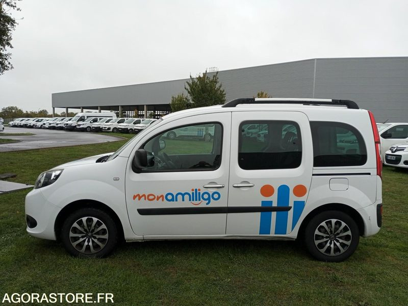 EY-498-HT - Roulant - RENAULT KANGOO - VP - 176 724 Kms - Car: picture 3 EY-498-HT - Roulant - RENAULT KANGOO - VP - 176 724 Kms - Car: picture 3