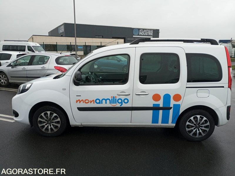 EZ-962-SA - Roulant - RENAULT KANGOO - VP - 178 777 Kms - Car: picture 4 EZ-962-SA - Roulant - RENAULT KANGOO - VP - 178 777 Kms - Car: picture 4
