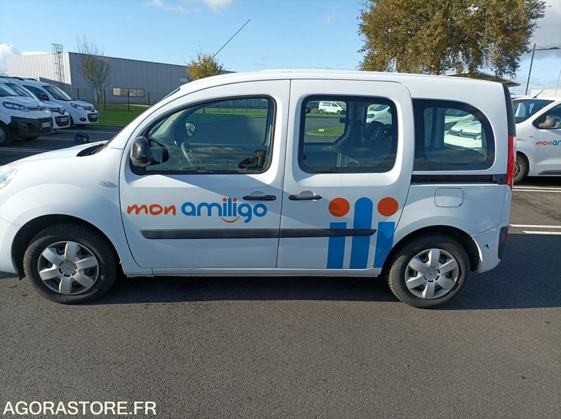 FH-367-HL - Roulant - RENAULT KANGOO - VP - 205 375 Kms - Car: picture 1 FH-367-HL - Roulant - RENAULT KANGOO - VP - 205 375 Kms - Car: picture 1