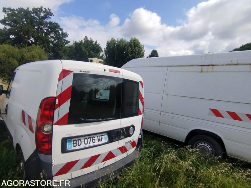 FIAT DOBLO - 2010 - Small van: picture 4 FIAT DOBLO - 2010 - Small van: picture 4