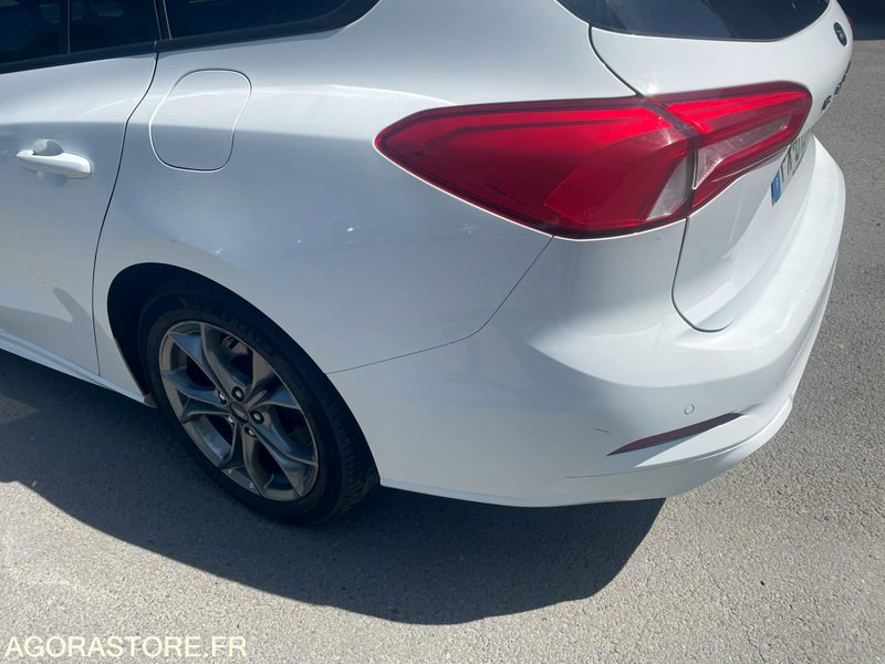 FORD FOCUS finition ST Line 122800 Kms 2021 - Station wagon: picture 2 FORD FOCUS finition ST Line 122800 Kms 2021 - Station wagon: picture 2