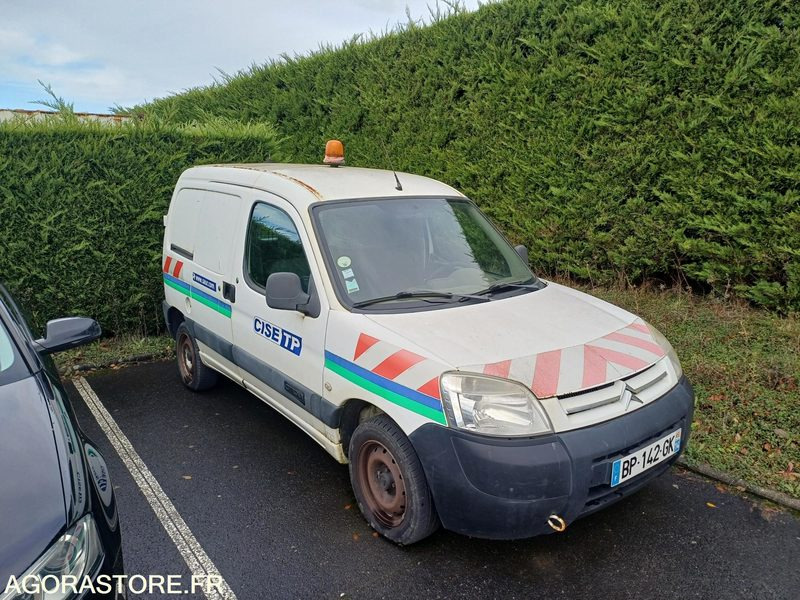 FOURGONNETTE - CITROEN - BERLINGO - 2011 / 292700 KM - BP142GK - Small van: picture 5 FOURGONNETTE - CITROEN - BERLINGO - 2011 / 292700 KM - BP142GK - Small van: picture 5