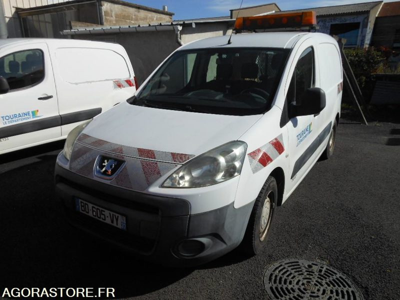 FOURGONNETTE PEUGEOT PARTNER (BE127) - Small van: picture 4 FOURGONNETTE PEUGEOT PARTNER (BE127) - Small van: picture 4