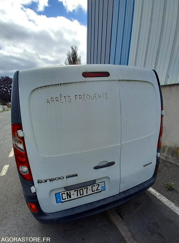 Fourgonnette frigorifique RENAULT - CN707CZ - Small van: picture 2 Fourgonnette frigorifique RENAULT - CN707CZ - Small van: picture 2