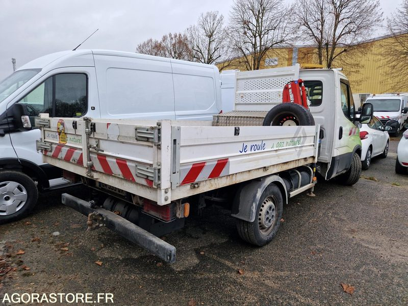 IVECO 35S14N BENNE BASCULANTE + GRUE - 2021/ 51912 KM (GA533QX) - Tipper van: picture 4 IVECO 35S14N BENNE BASCULANTE + GRUE - 2021/ 51912 KM (GA533QX) - Tipper van: picture 4