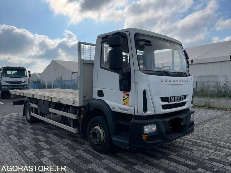 IVECO EUROCARGO PLATEAU - 2015 - 295 000KM - Dropside/ Flatbed truck: picture 1 IVECO EUROCARGO PLATEAU - 2015 - 295 000KM - Dropside/ Flatbed truck: picture 1
