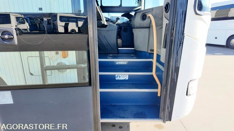 School bus Irisbus / Iveco Crossway / 12.8m / Lift / Clim: picture 8